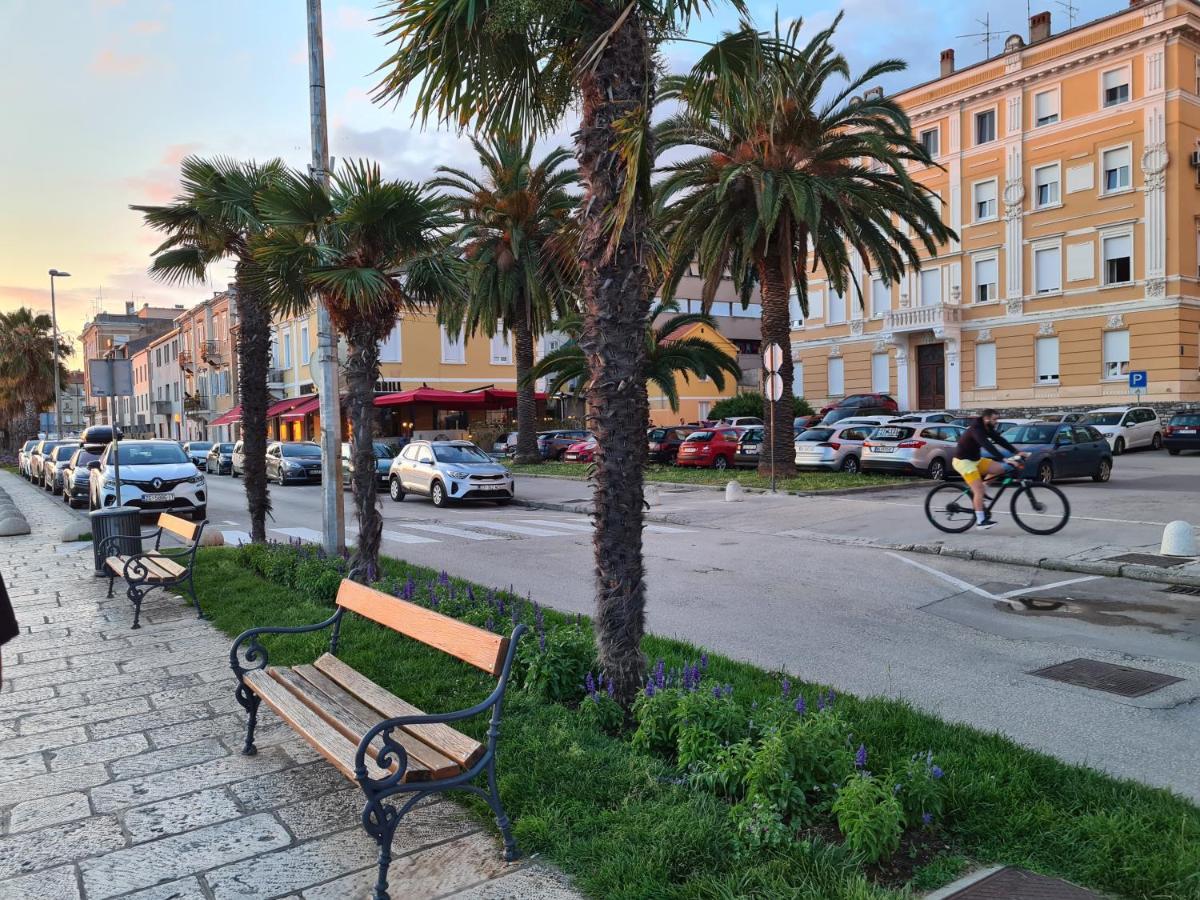 Tom'S Luxury Apartment Zadar, Branimirova Obala Екстериор снимка